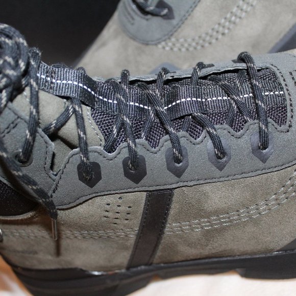 NIB SOREL MEN'S WATERPROOF KINETIC SNEAKER HIKING WINTER BOOTS GREEN GRAY 10.5 - Picture 5 of 8